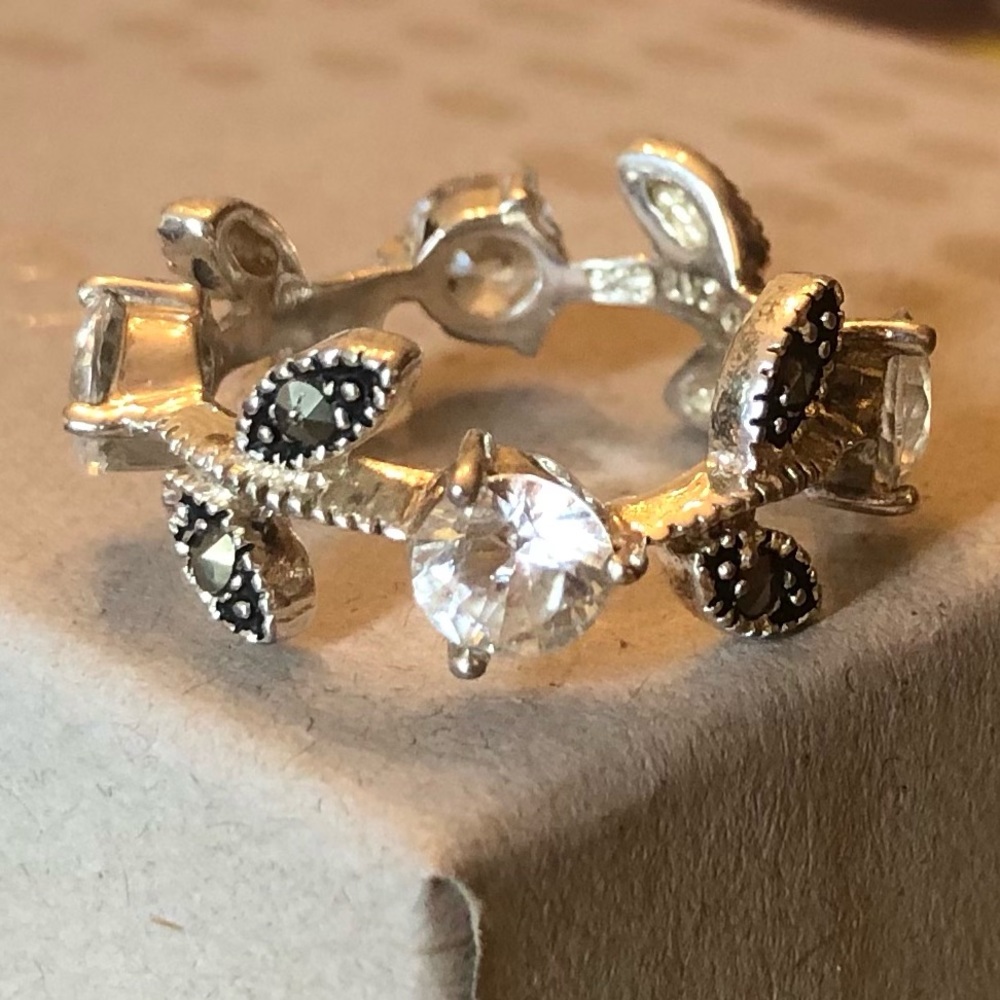 Vintage Silpada Sterling Silver Marcasite Cubic Zirconia Flower Ring R0970 Sz 7